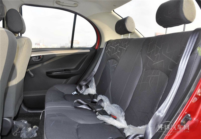 2014款 1.5L 手动标准型