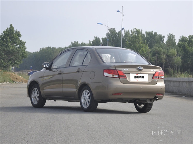 2014款 1.0L 手动舒适型