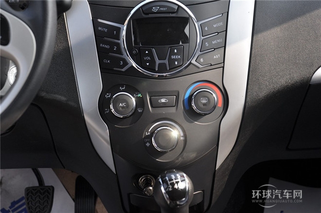 2014款 1.3L 手动运动豪华型