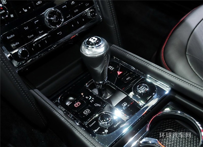 2015款 6.8T 标准版