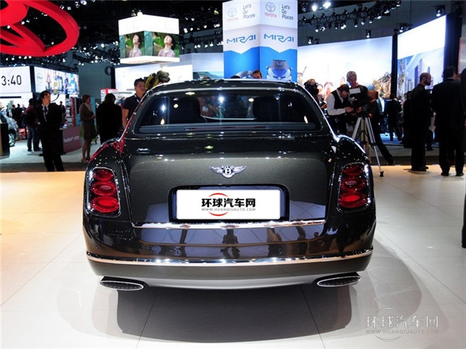 2015款 6.8T 标准版