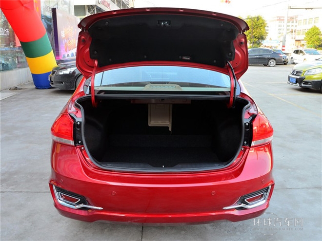 2015款 1.6L 手动乐享型