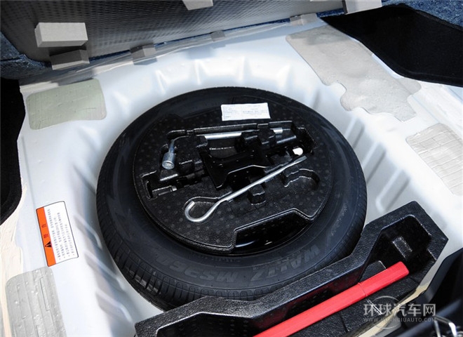 2015款 1.6L 自动乐享型