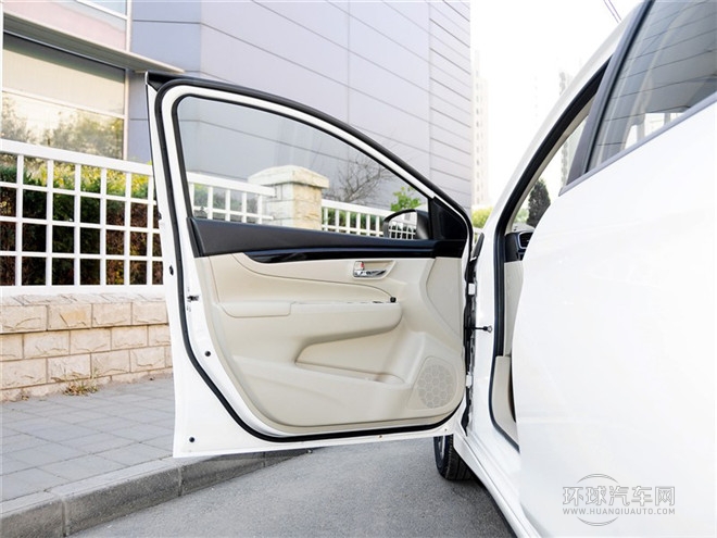 2015款 1.6L 自动乐享型