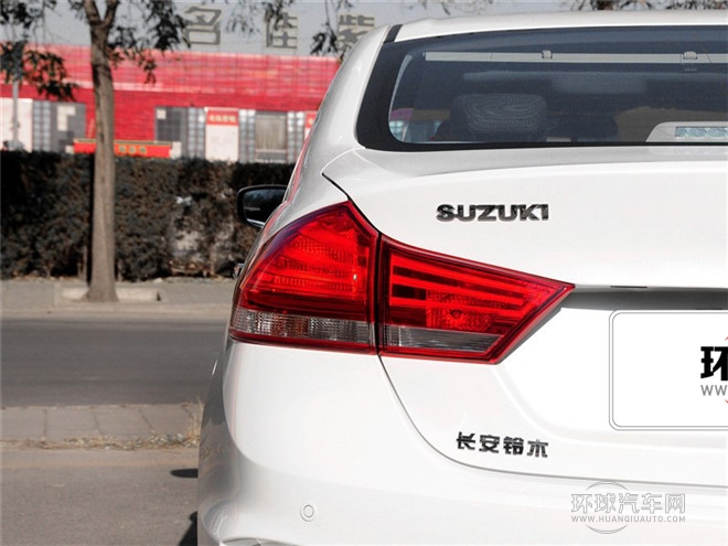 2015款 1.6L 自动乐享型