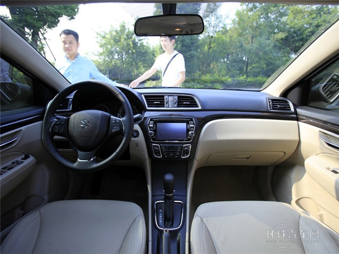 2015款 1.6L 自动尊享型