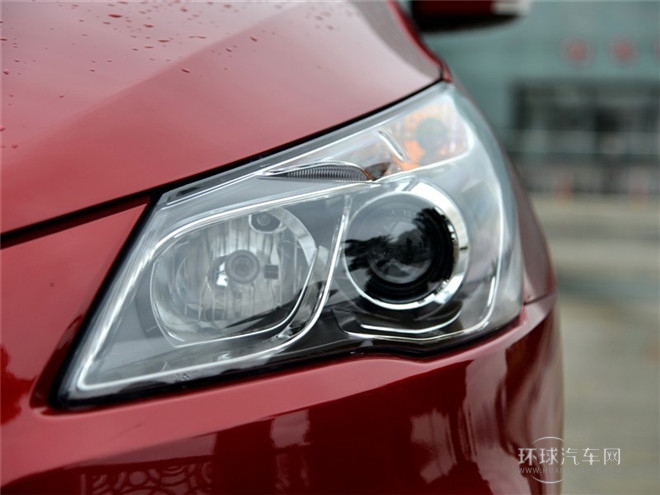 2015款 1.6L 自动尊享型