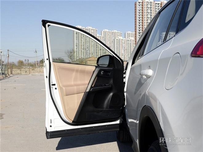 2015款 2.0L CVT两驱风尚版