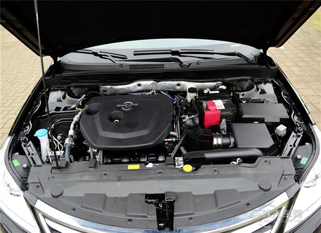 2015款 1.8L 自动豪华型