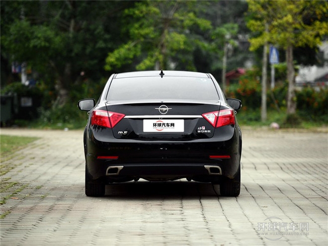 2015款 1.8L 自动豪华型