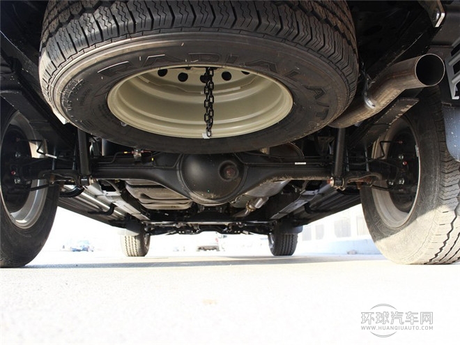 2015款 2.5T四驱 手动基本型4JK1