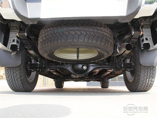 2015款 2.5T四驱 自动超豪华型4JK1