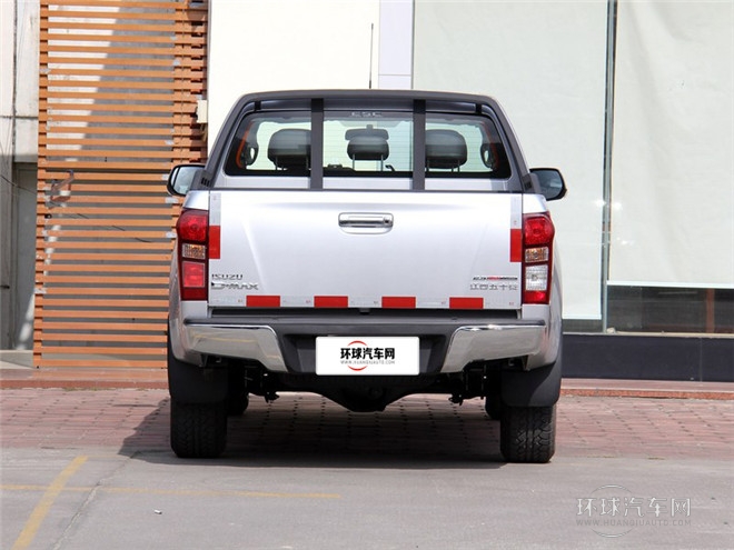 2015款 2.5T四驱 自动超豪华型4JK1