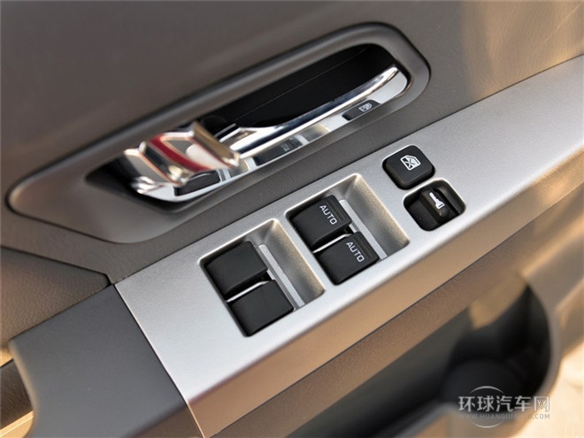 2015款 新一代 3.0T柴油两驱豪华型ZD30D13