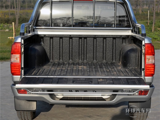 2015款 新一代 3.0T柴油两驱豪华型ZD30D13