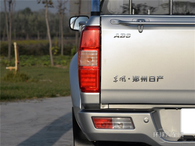2015款 新一代 3.0T柴油两驱豪华型ZD30D13