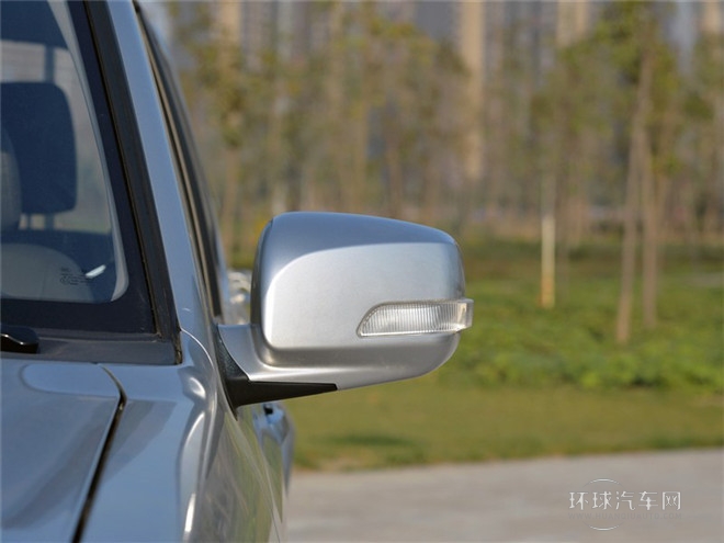 2015款 新一代 3.0T柴油两驱豪华型ZD30D13