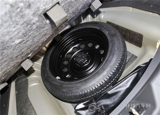 2015款 1.8T 自动豪华智慧型