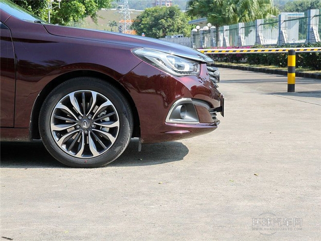 2015款 1.8T 自动豪华智慧型