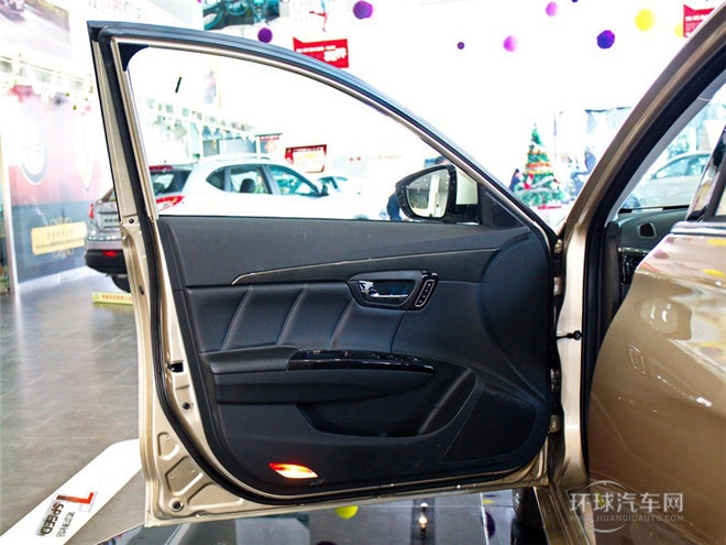 2015款 1.8T 自动豪华智慧型