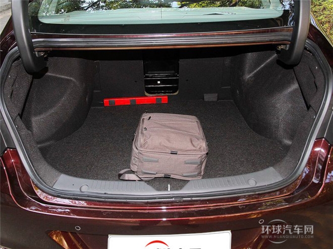 2015款 1.8T 自动豪华智慧型