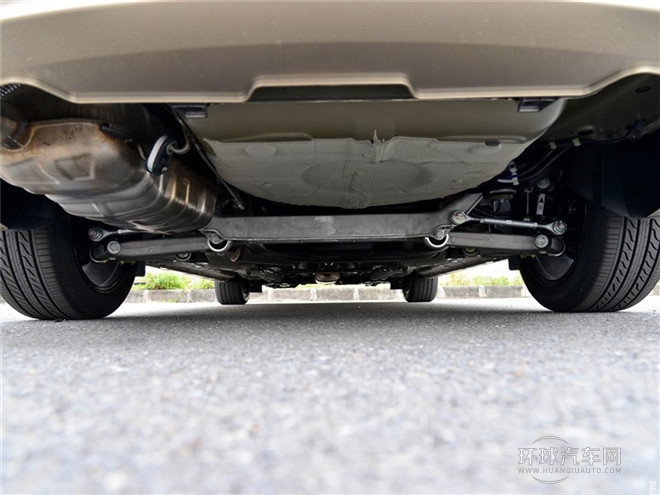 2015款 1.8T 自动尊贵型