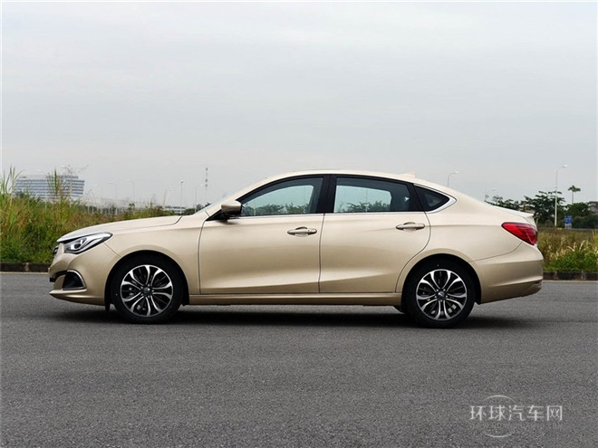 2015款 1.8T 自动尊贵型