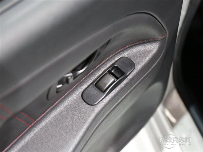 2015款 1.6L 手动S-Design