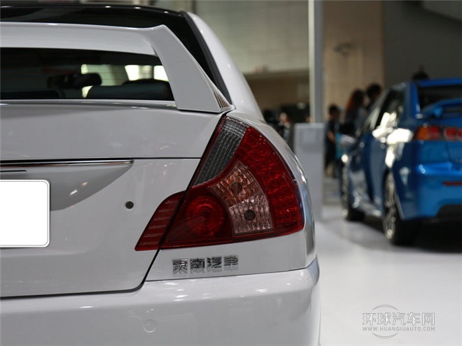 2015款 1.6L 手动S-Design