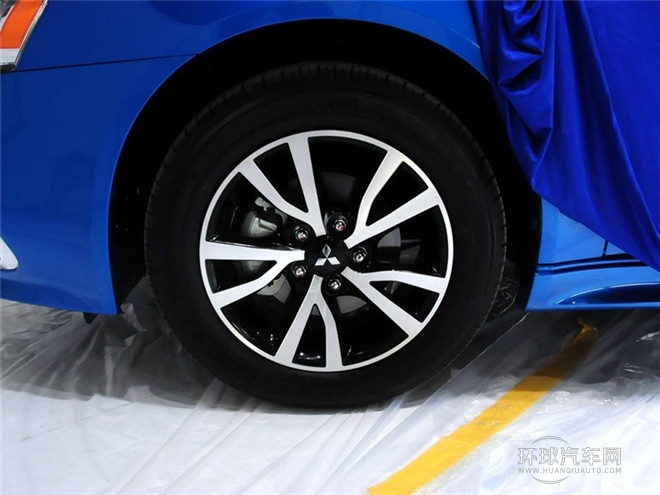 2015款 2.0L CVT旗舰型