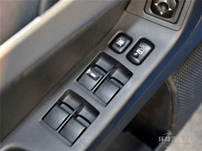 2015款 2.0L CVT旗舰型