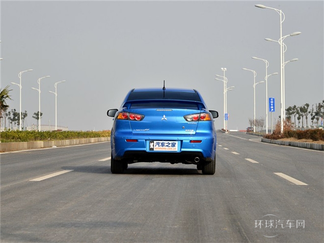 2015款 2.0L CVT旗舰型