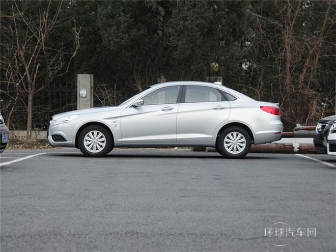 2014款 1.5L CVT标准版
