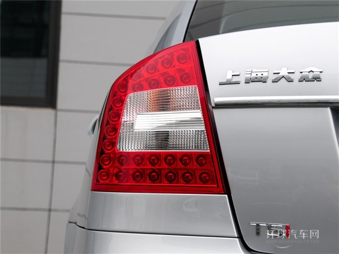 2015款 1.4T 手动逸俊版