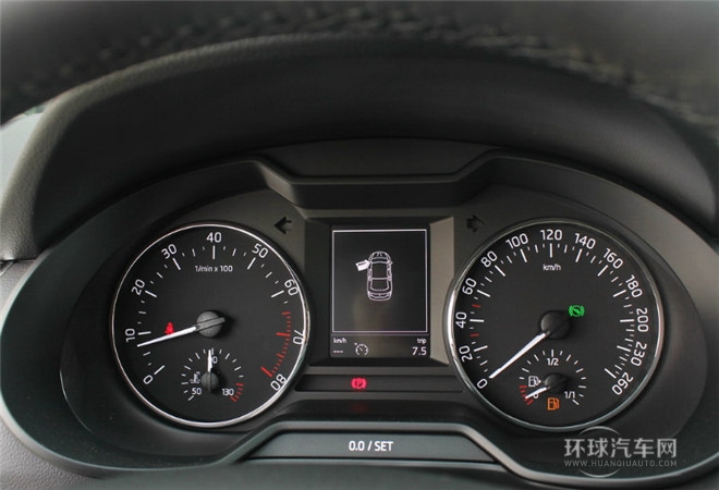 2015款 经典款 1.6L 手动 逸致版