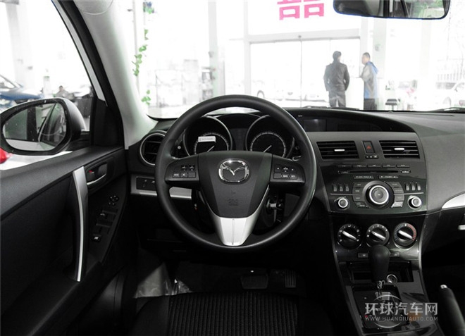 2015款 两厢 2.0AT运动型