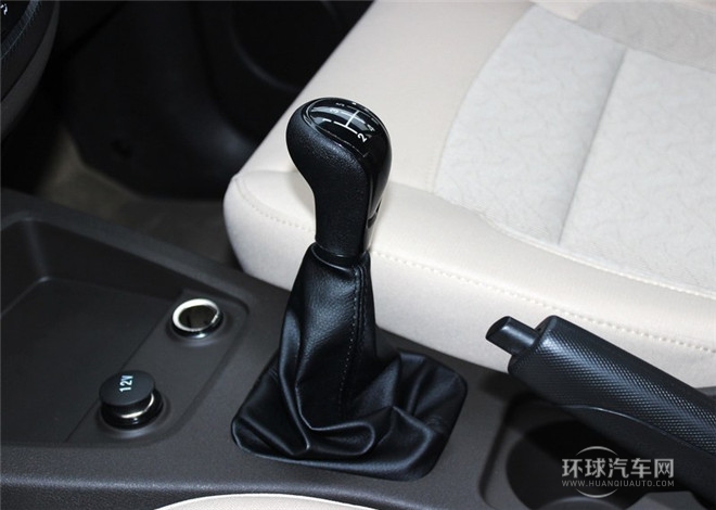 2014款 1.5LS 自动豪华型L2B