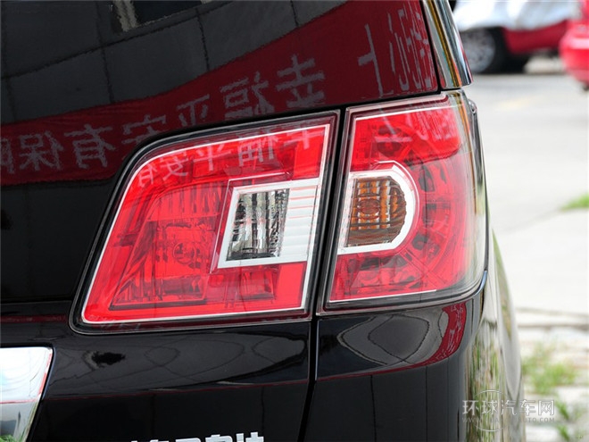 2015款 2.5L 领航版