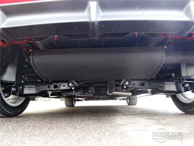 2014款 200h 1.8L 自动 领先版（双色）