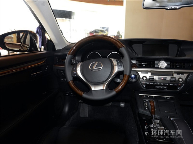 2014款 300h 豪华版