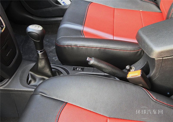 2014款 1.5L 手动精英型
