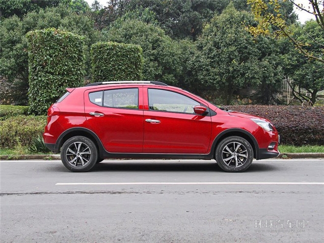 2014款 1.5L 手动精英型