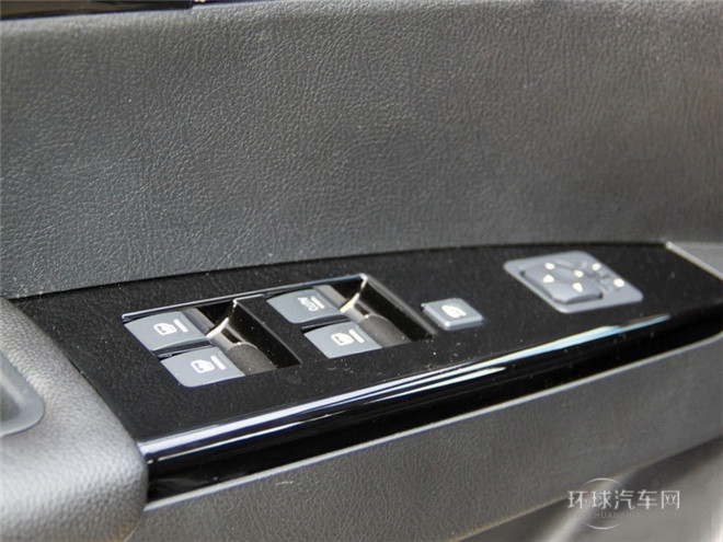 2014款 探索版 2.0T 柴油4X2超豪华型