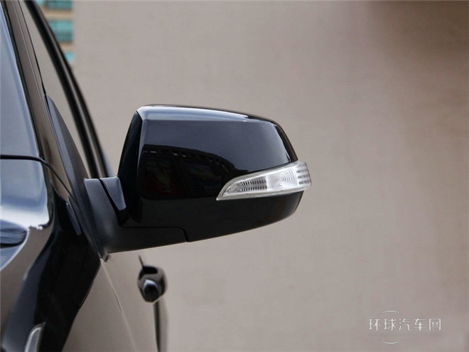 2014款 探索版 2.0T 柴油4X2超豪华型