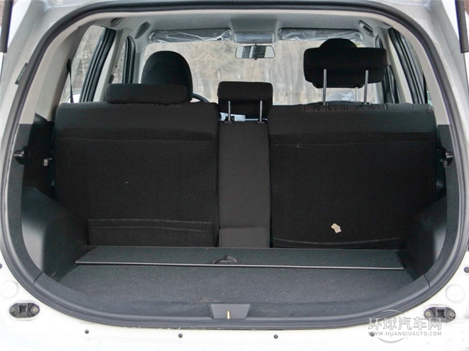 2014款 探索版 2.0T 柴油4X2豪华型