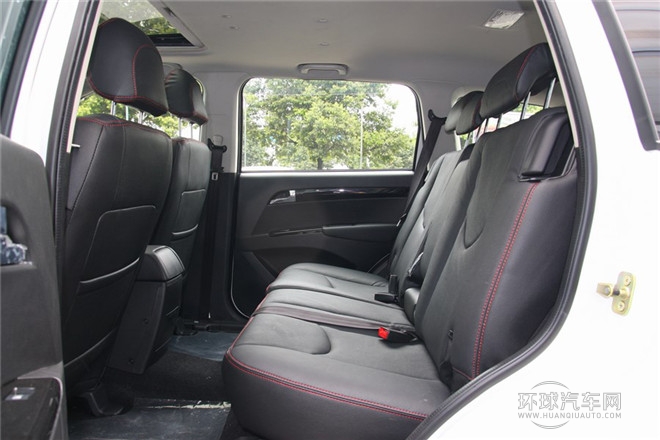 2014款 探索版 2.0T 汽油4x2超豪华型