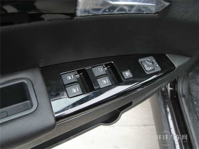 2014款 探索版 2.0T 汽油4x2豪华型