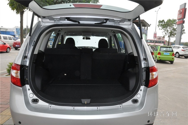 2014款 探索版 2.4L 汽油4X2超豪华型