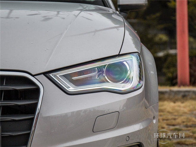 2015款 Limousine 40 TFSI 自动豪华型