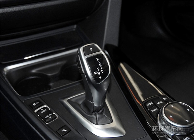 2015款 328i xDrive 设计套装型